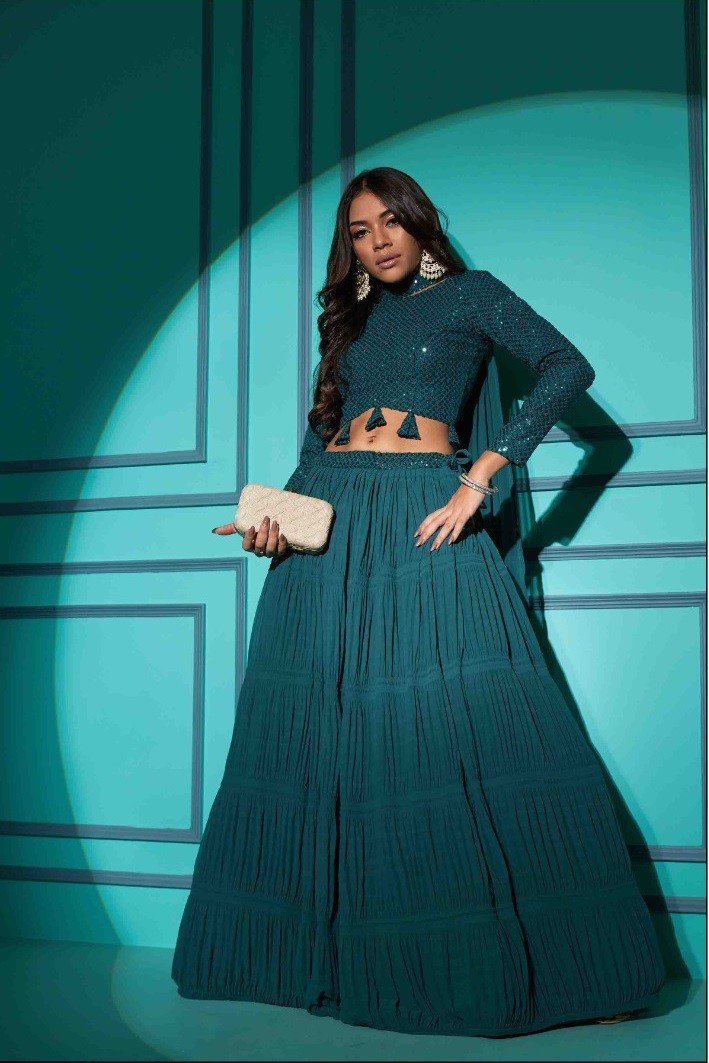 Pista Green Plitting Pattern Stylish Lehenga - Image 2