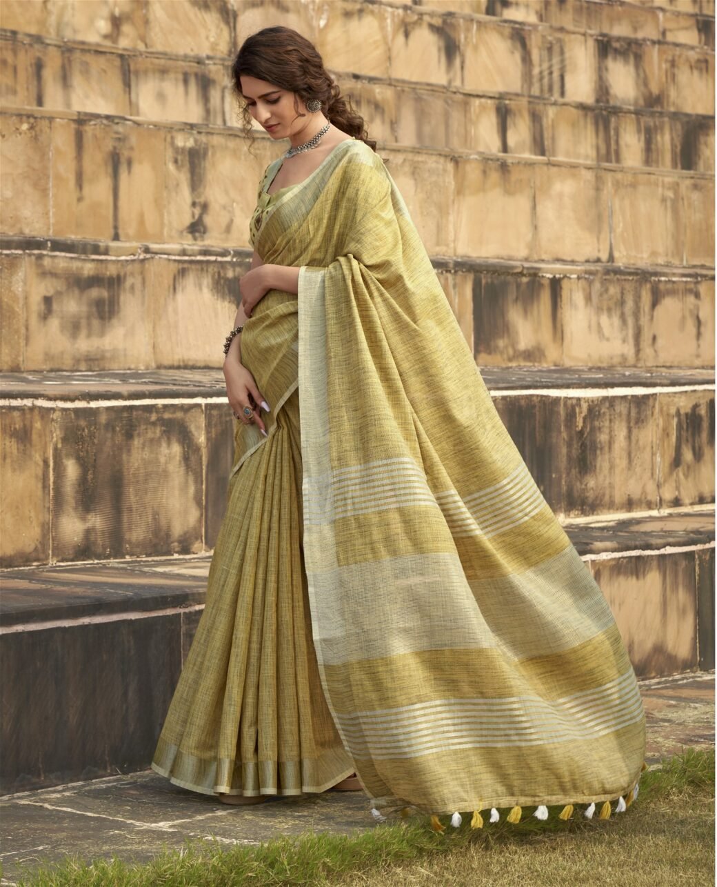 Soft linen Silk With Khadi Print Saree