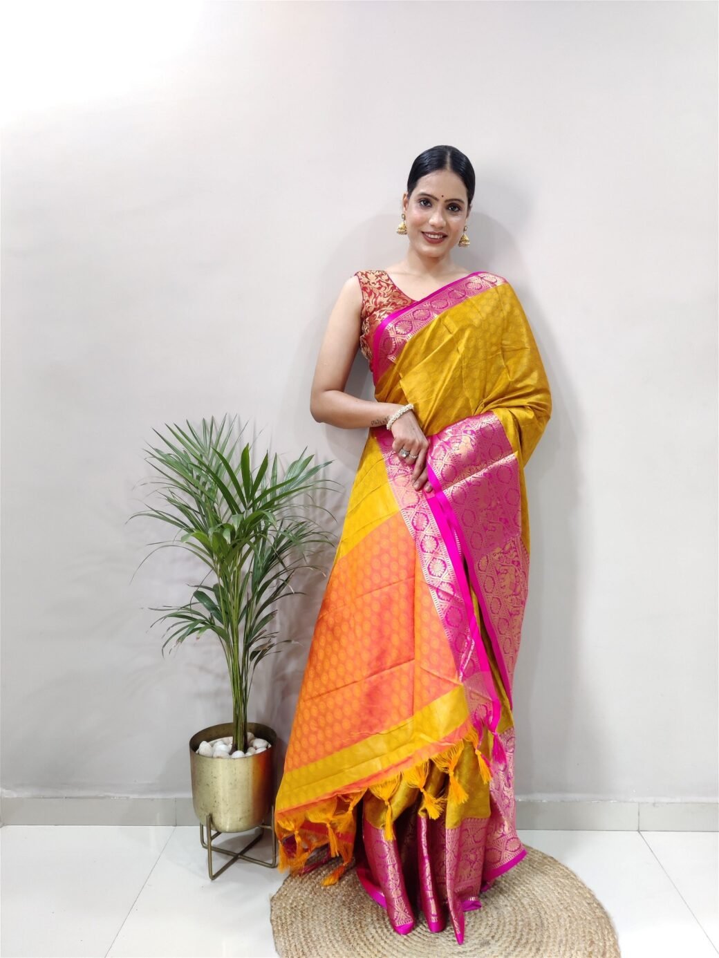 Mustard Colour Cotton Silk Saree For Women's - Image 2