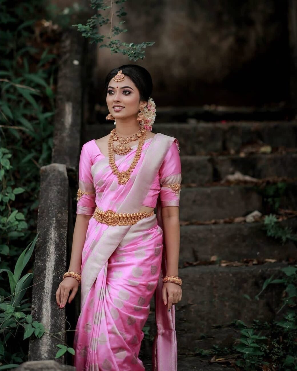 Pink Women's Soft Lichi Silk Saree - Image 6